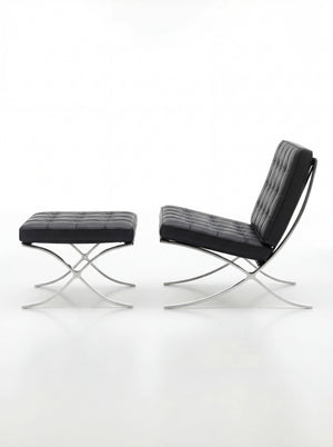 Fauteuil Lounge & Repose-Pieds – Cuir Véritable Noir et Structure Chromée Sculpturale