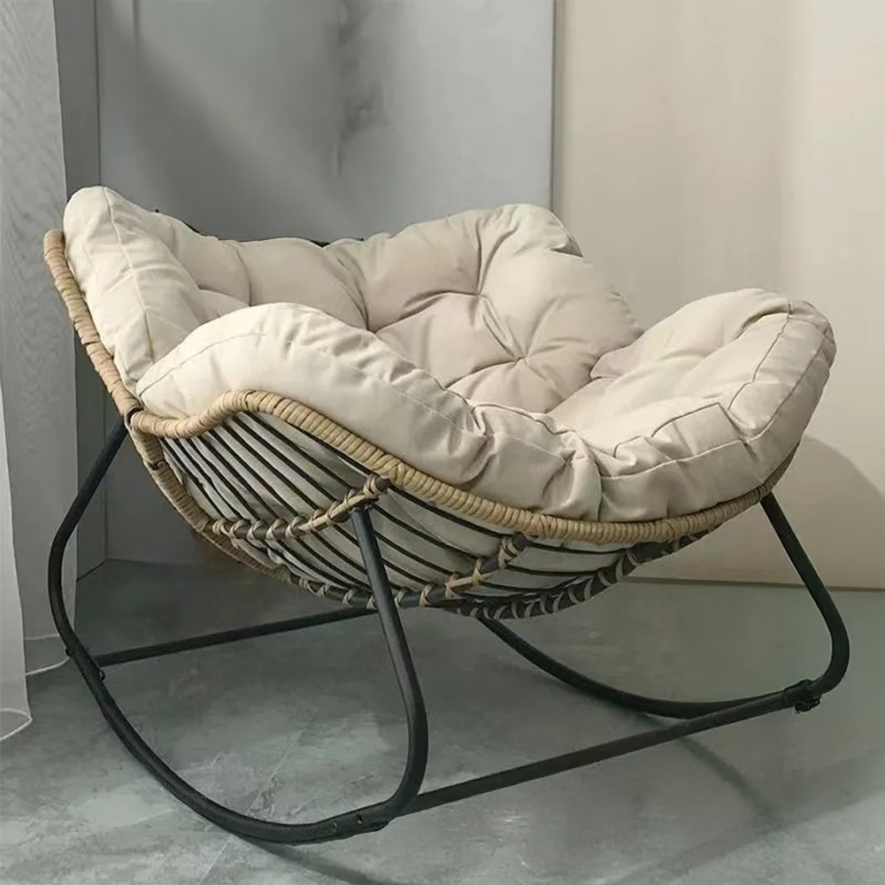 Fauteuil à Bascule Confortable – Relaxation Ultime.