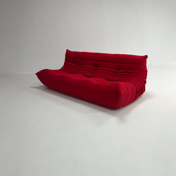 Modernes 3-Sitzer-Relaxsofa aus Cord – Skulpturales Design und elegante Textur
