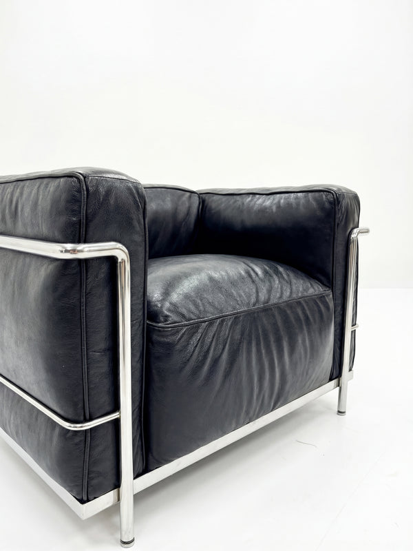 Fauteuil Grand Confort Moderniste – Cuir Véritable & Structure Chromée